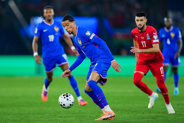 雨果·埃基蒂凯