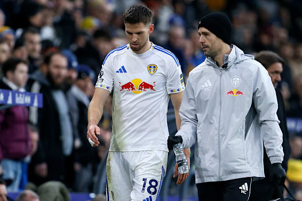 กองกลางลีดส์ แอนตัน สตาค กองกลางลีดส์ แอนตัน สตาค