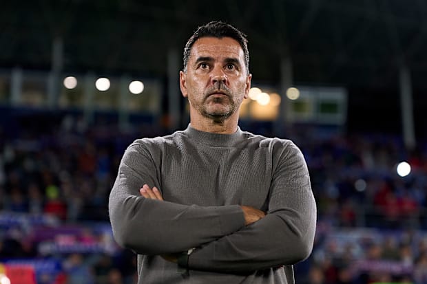 มิเชล หัวหน้าผู้ฝึกสอนฮิโรน่า มิเชล หัวหน้าผู้ฝึกสอนฮิโรน่า