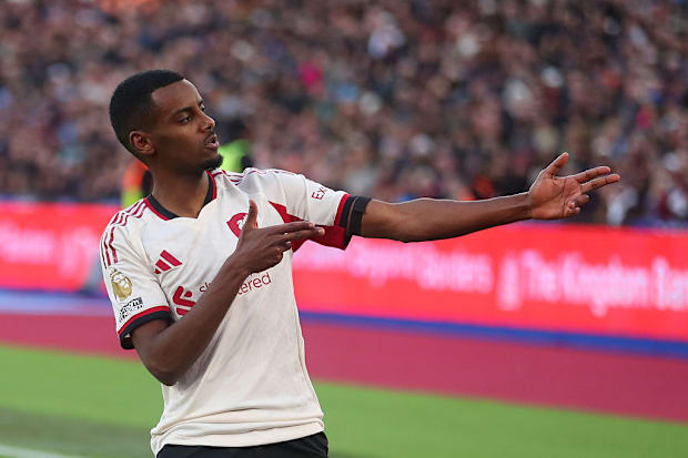 อเล็กซานเดอร์ อิซัค