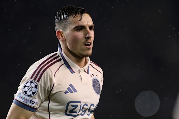 Ajax star Oscar Gloukh