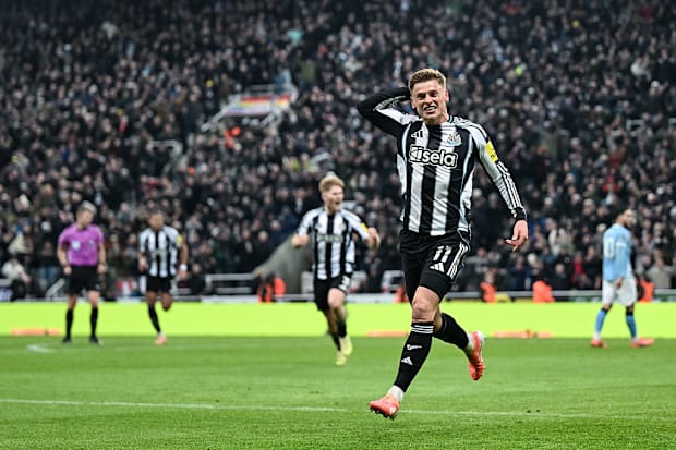 ฮาร์วีย์ บาร์นส์