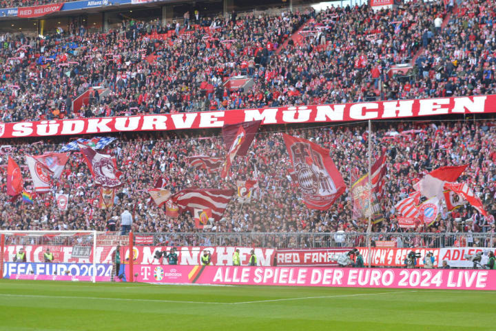 FC Bayern Muenchen v 1. FSV Mainz 05 - Bundesliga