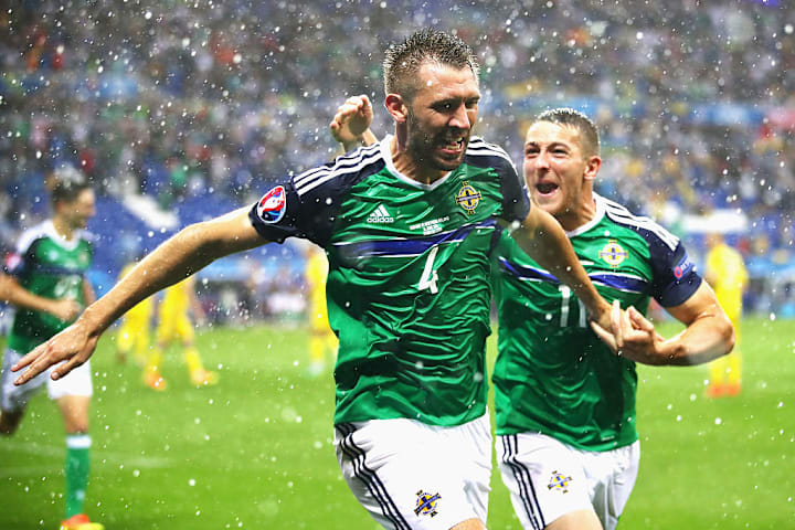 Gareth McAuley, Conor Washington