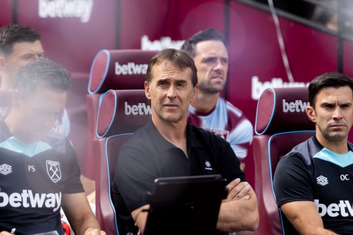 Julen Lopetegui in West Ham's dugout for a pre-season friendly against Celta Vigo