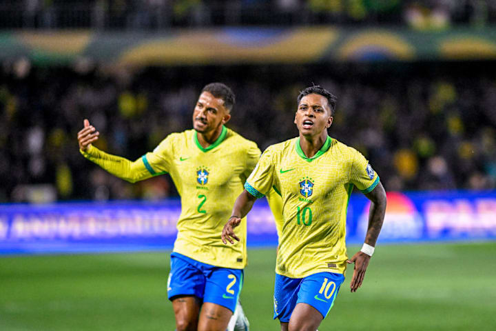 Rodrygo Goes, Danilo
