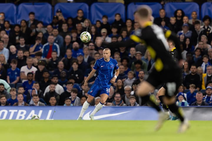 Chelsea v Barrow - Carabao Cup Third Round