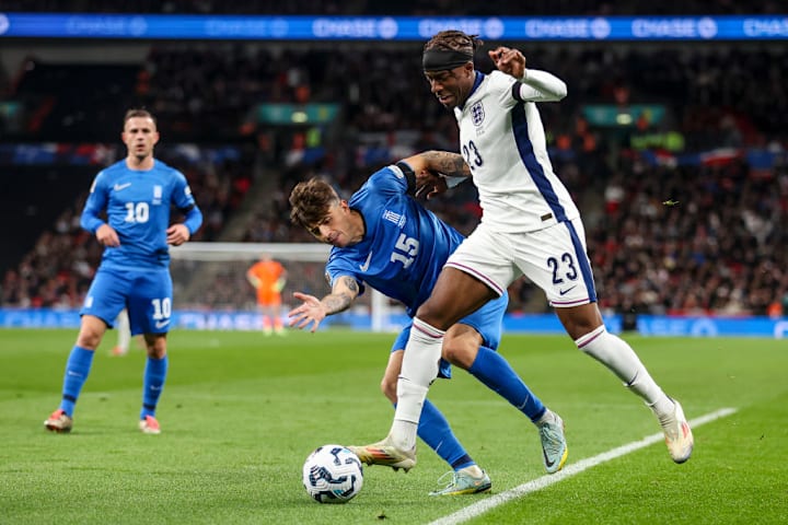 Noni Madueke, Lazaros Rota