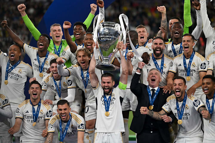 TOPSHOT-FBL-EUR-C1-DORTMUND-REAL MADRID