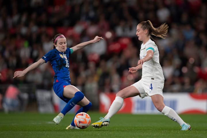 Keira Walsh, Rose Lavelle