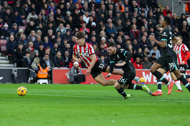 Andy Robertson, Tyler Dibling