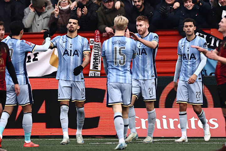 FBL-ENG-FACUP-Tamworth-Tottenham