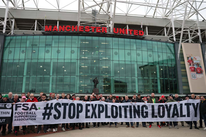 Manchester United Against Fulham - Emirates Fifth Cup