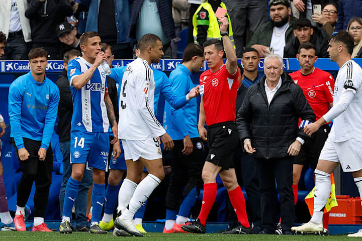 FBL-ASP-Liga-Alaves-Real Madrid
