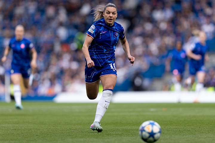 Chelsea FC Women v FC Barcelona - UEFA Women's Champions League Semi Final Second Leg