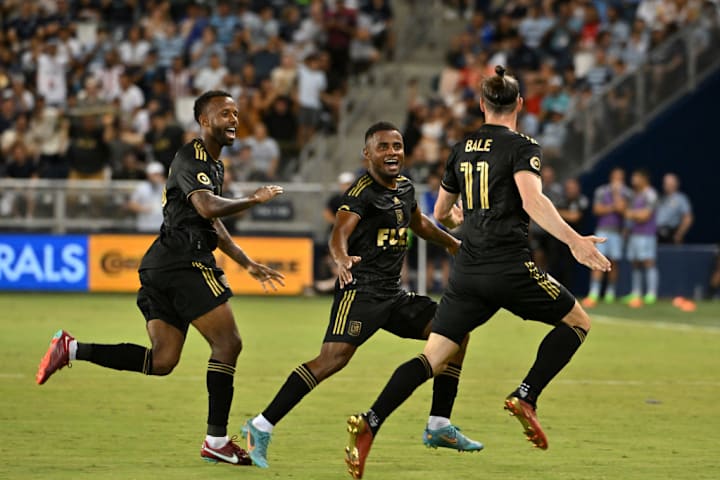 Kellyn Acosta, Diego Palacios, Gareth Bale