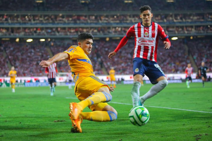 Nicolás Ibañez, Jesús Orozco