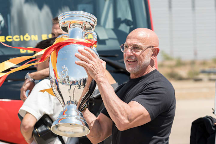 Spanish national football team arrive in Madrid