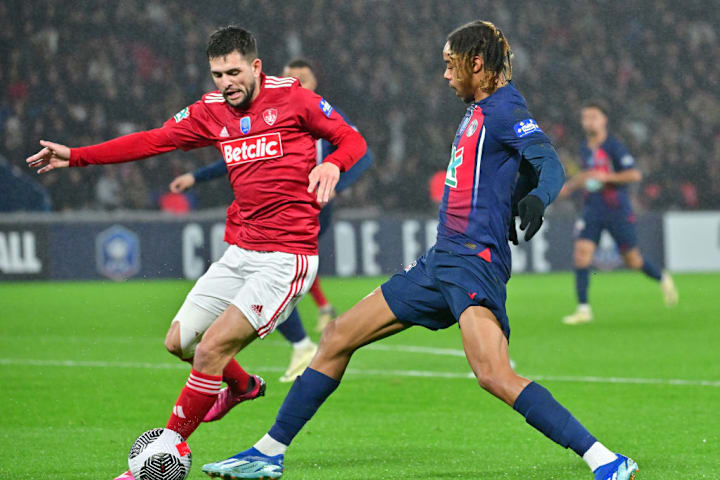 Paris Saint-Germain v Stade Brestois - French Cup