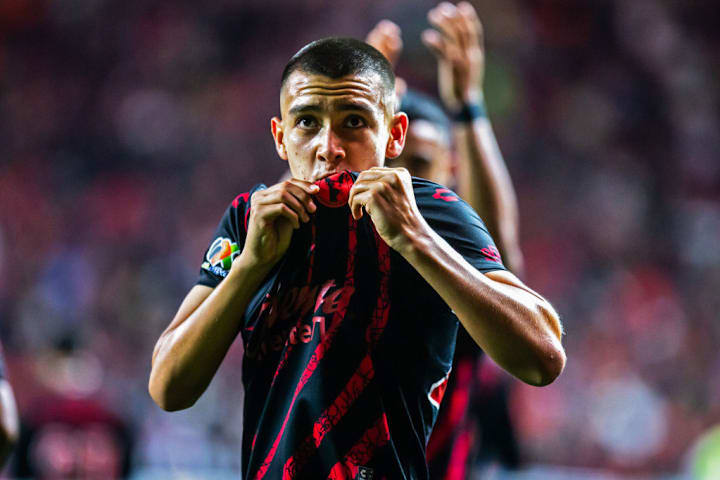 Gilberto Mora