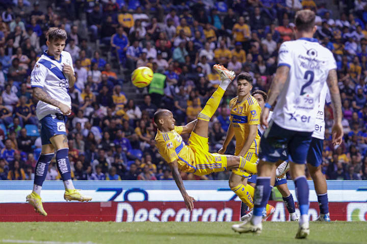 Luis Quinones
