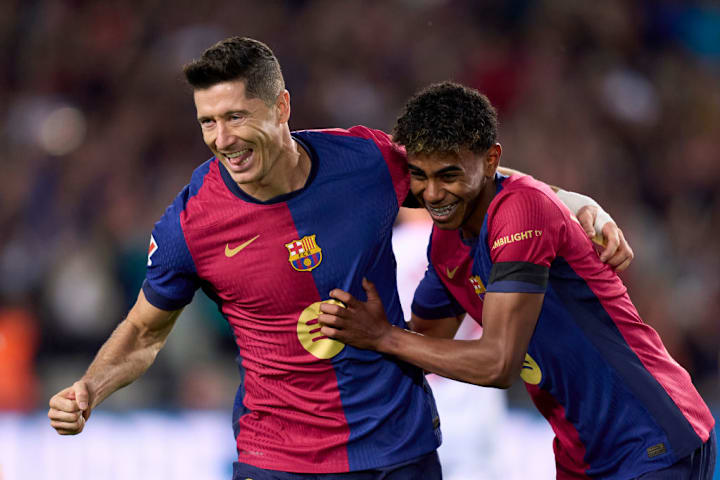 Robert Lewandowski, Lamine Yamal