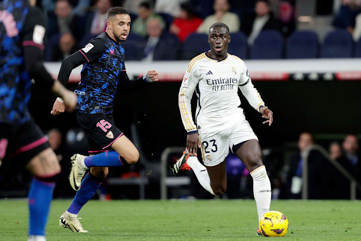 Ferland Mendy, Youssef En Nesyri