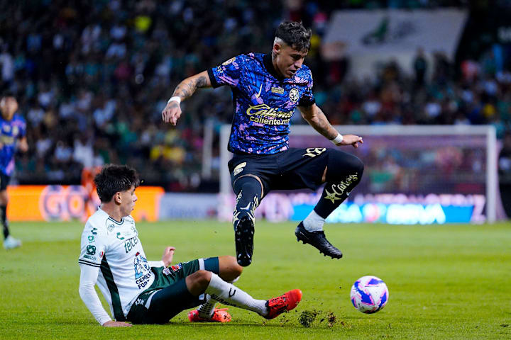 Sebastian Santos, Cristian Calderon