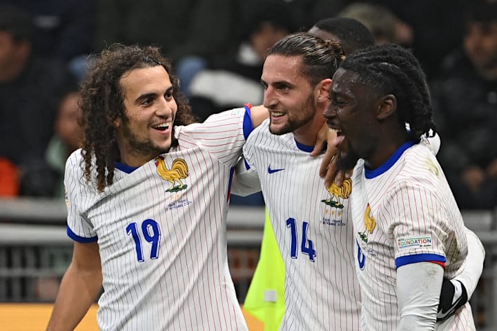 TOPSHOT-FBL-EUR-NATIONS-ITA-FRA