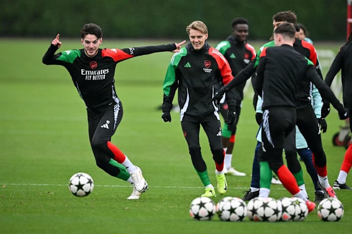 FBL-EUR-C1-ARSENAL-TRAINING