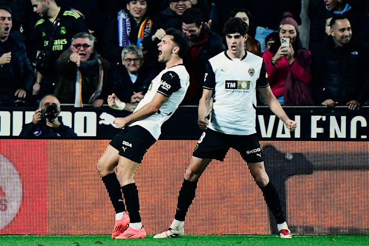 FBL-ESP-LIGA-VALENCIA-REAL MADRID