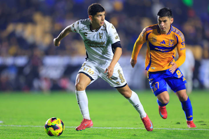 Kevin Castaneda, Jesus Angulo