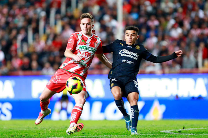 Agustin Palavecino, Fernando Beltran