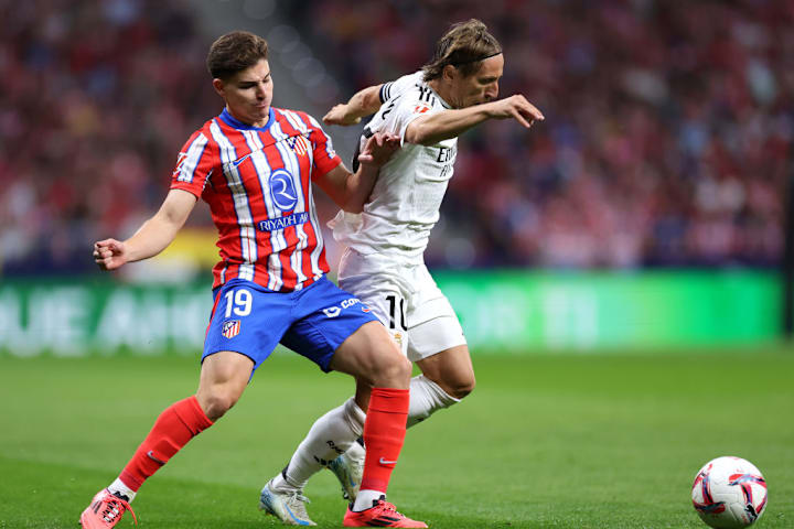 Luka Modric, Julian Alvarez