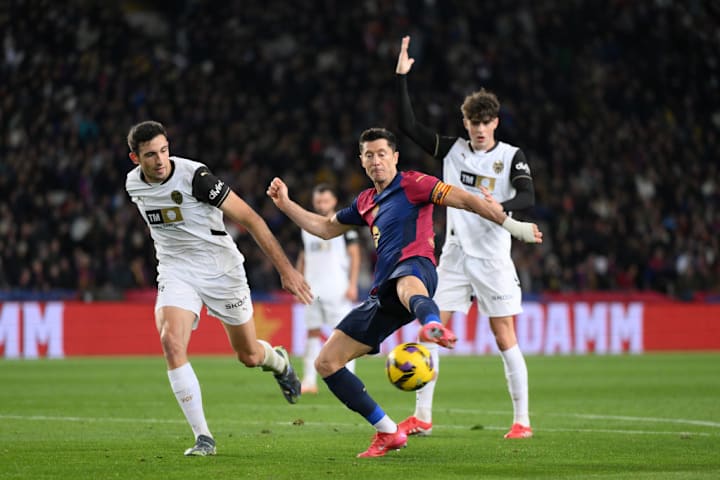 Robert Lewandowski, Cesar Tarrega