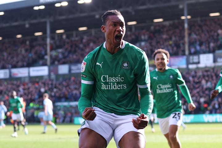 Plymouth Argyle FC v Cardiff City FC - Sky Bet Championship