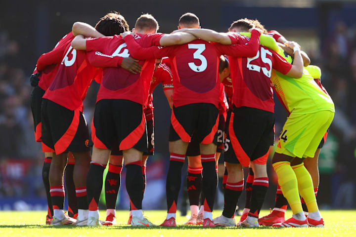 Everton FC v Manchester United FC - Premier League