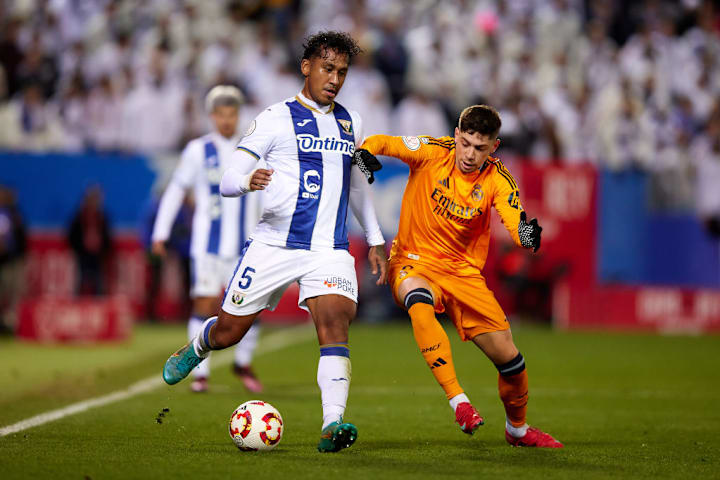 Renato Tapia, Federico Valverde