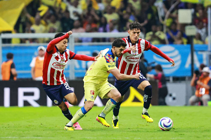 Fernando Beltrán, Jesús Orozco, Henry Martín