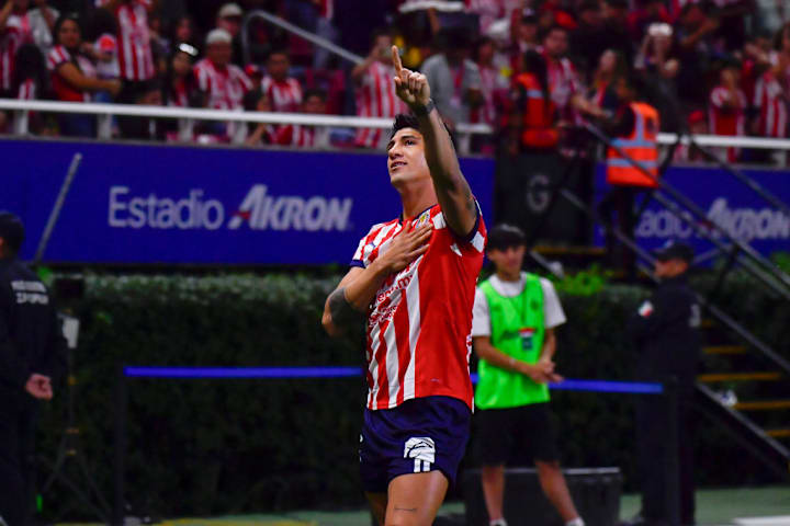 Alan Pulido