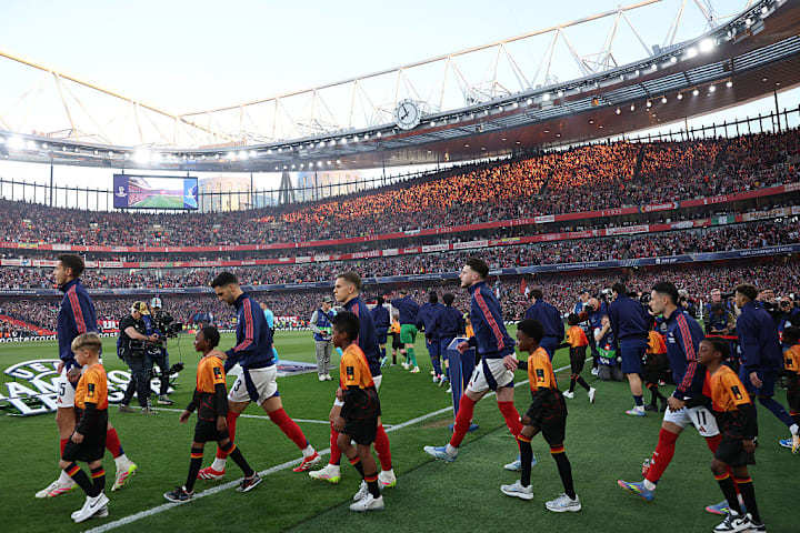 Arsenal FC v Paris Saint-Germain - UEFA Champions League 2024/25 Semi Final First Leg