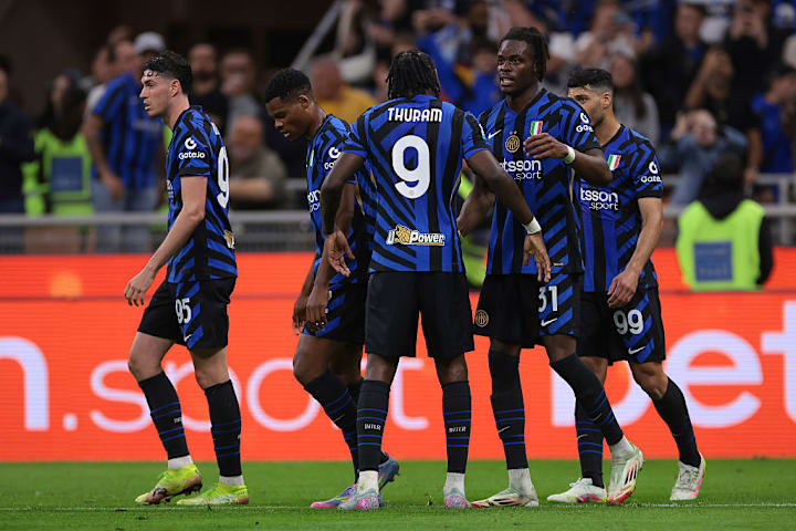 Mehdi Taremi, Yann Bisseck, Alessandro Bastoni, Marcus Thuram, Denzel Dumfries