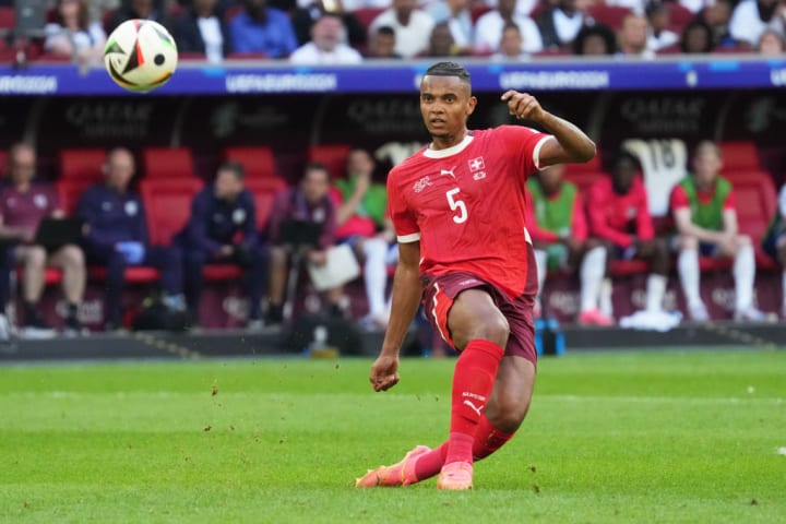 Manuel Akanji