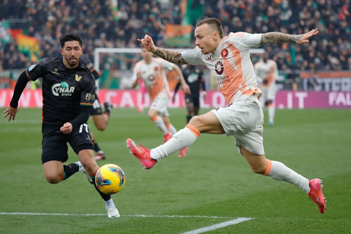 Angelino, Mikael Ellertsson