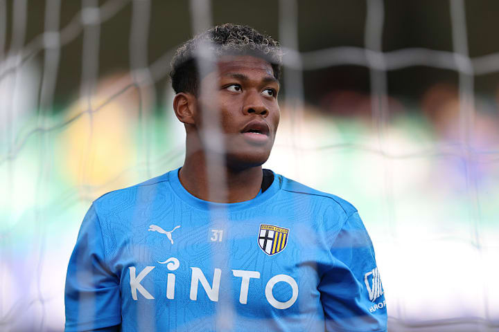 Zion Suzuki