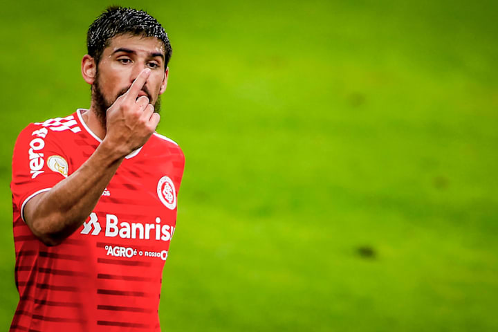 Bruno Méndez Zagueiro Internacional Campeonato Brasileiro