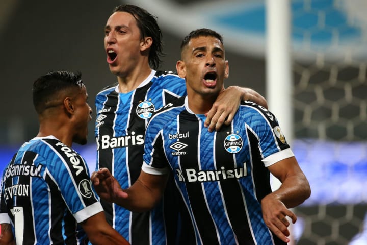 Diego Souza, Geromel, Éverton