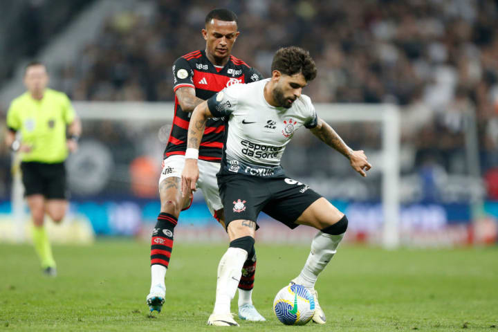 Wesley, Yuri Alberto