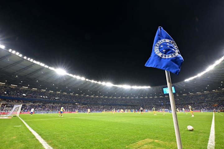 Cruzeiro v Boca Juniors - Copa CONMEBOL Sudamericana 2024