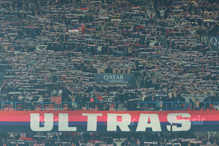 Torcedores do PSG no Parque dos Príncipes